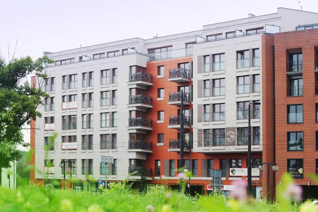 Ekskluzywny Apartament W Centrum Z Balkonem I Parkingiem Krasków Exterior foto